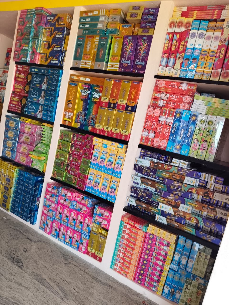SHV Cracker Cracker Shop